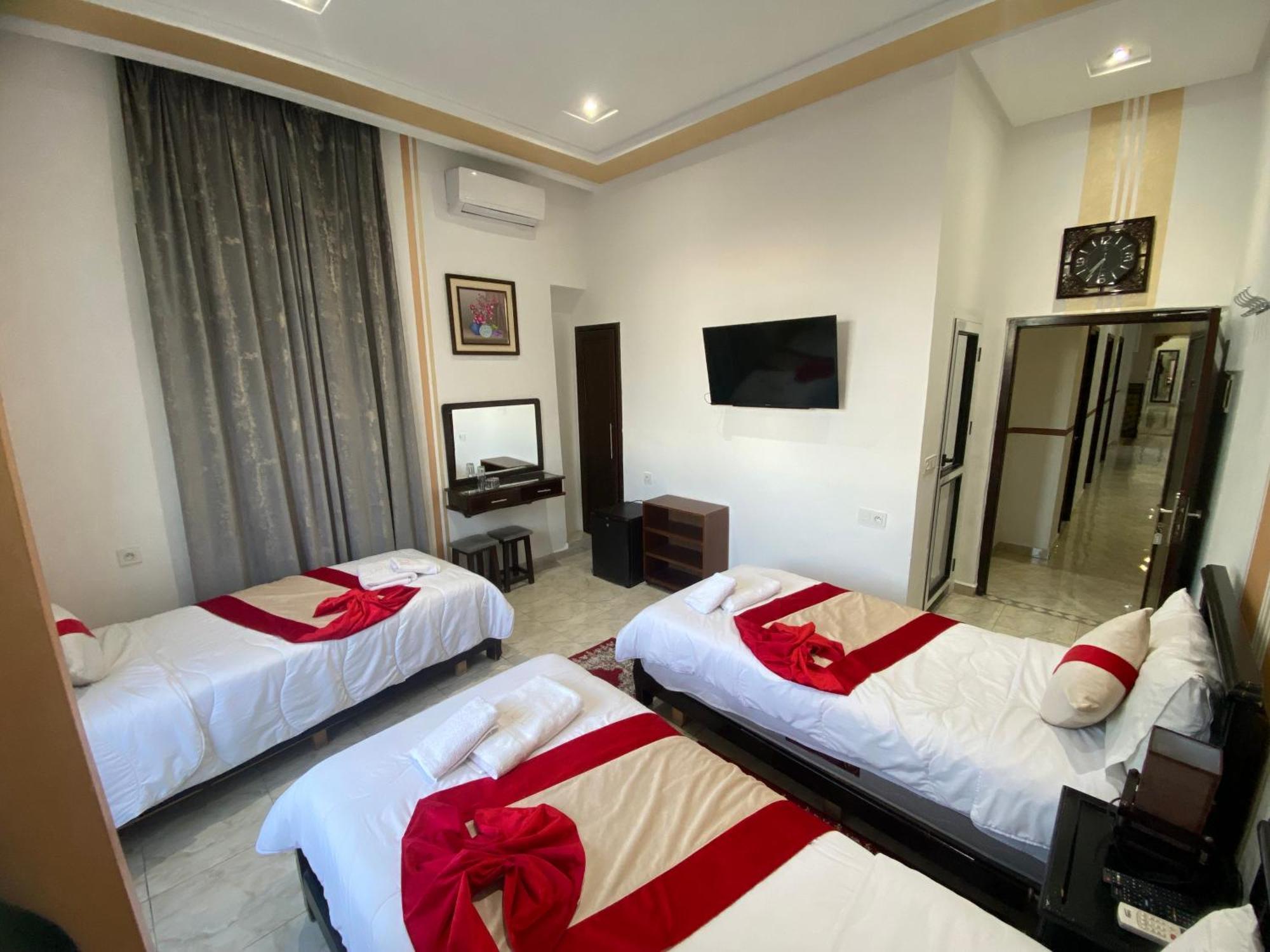 Hotel Biarritz طنجة المظهر الخارجي الصورة