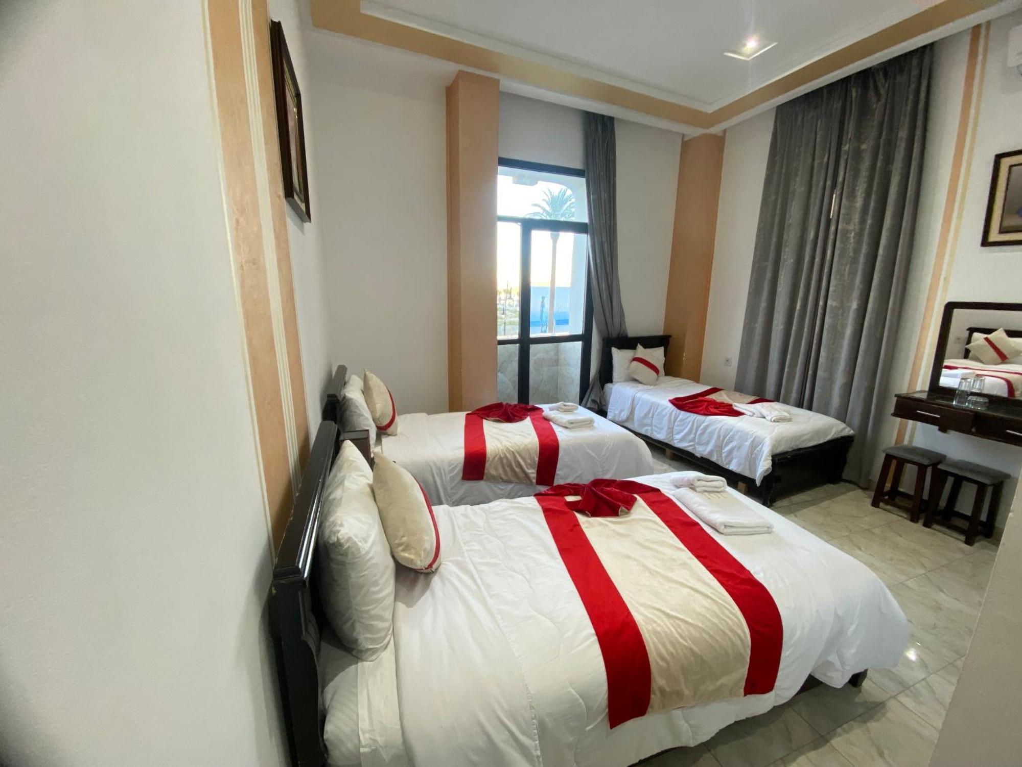 Hotel Biarritz طنجة المظهر الخارجي الصورة
